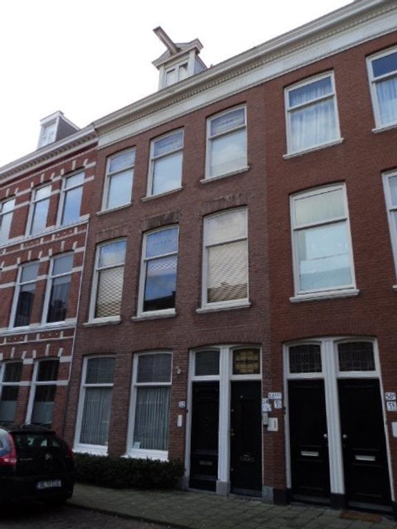 1-bedroom apartment near Koningsplein - Image 9
