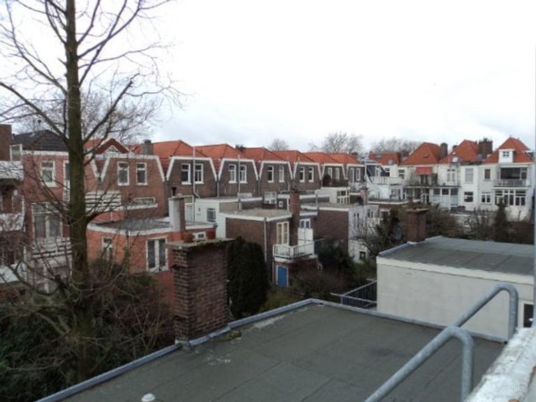 1-bedroom apartment near Koningsplein - Image 5