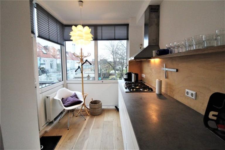 Furnished apartment with terrace - Image 10