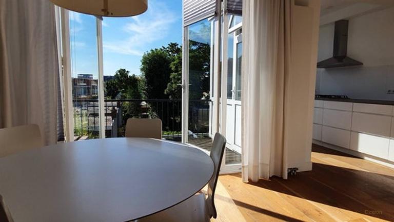 Furnished apartment with terrace - Image 7