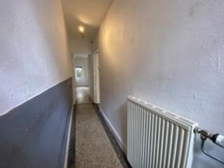 Begane grond appartement met tuin in Oost - Afbeelding 2