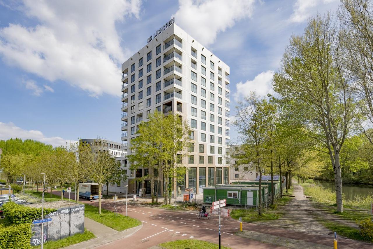 3-kamerappartement met balkon en parkeerplek - Afbeelding 1