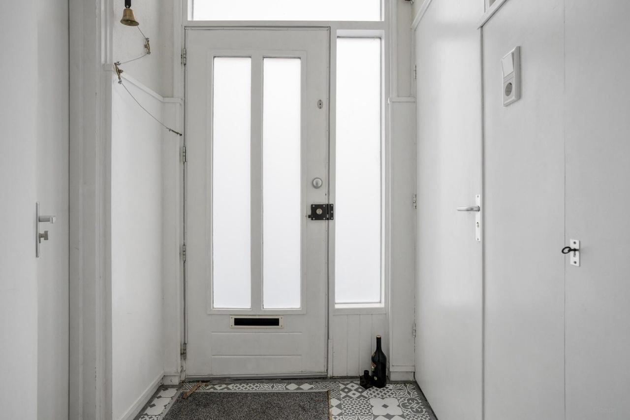 Gemeubileerd 3-kamerappartement met tuin - Afbeelding 3