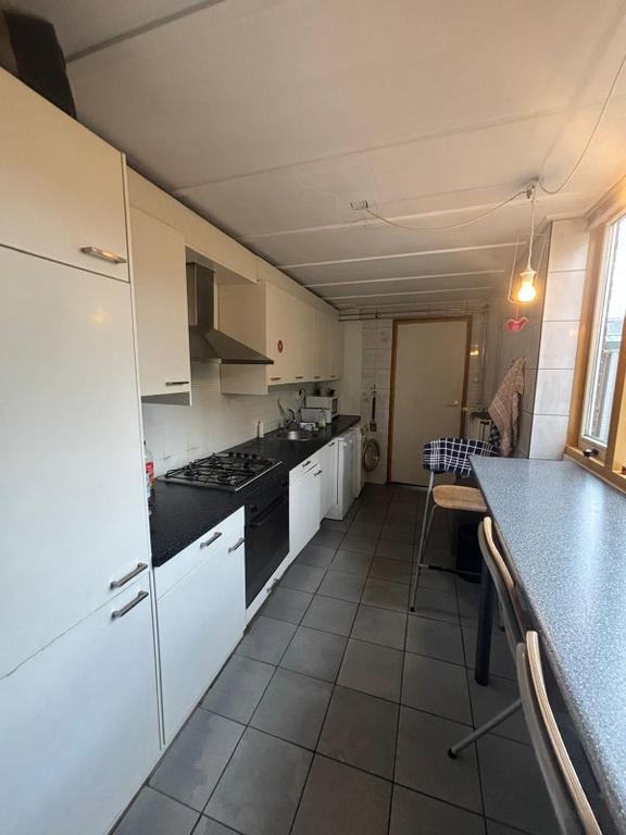 Student Room with Garden in Tubantia - Image 7