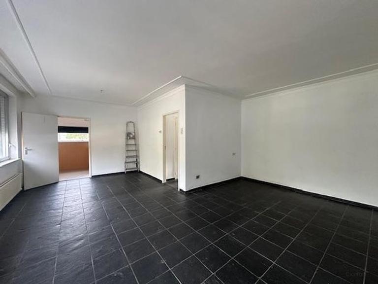 82 m² apartment with private garage in Kerkrade - Image 3