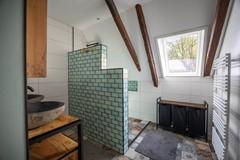 Rural living with a garden in Hensbroek - Image 25