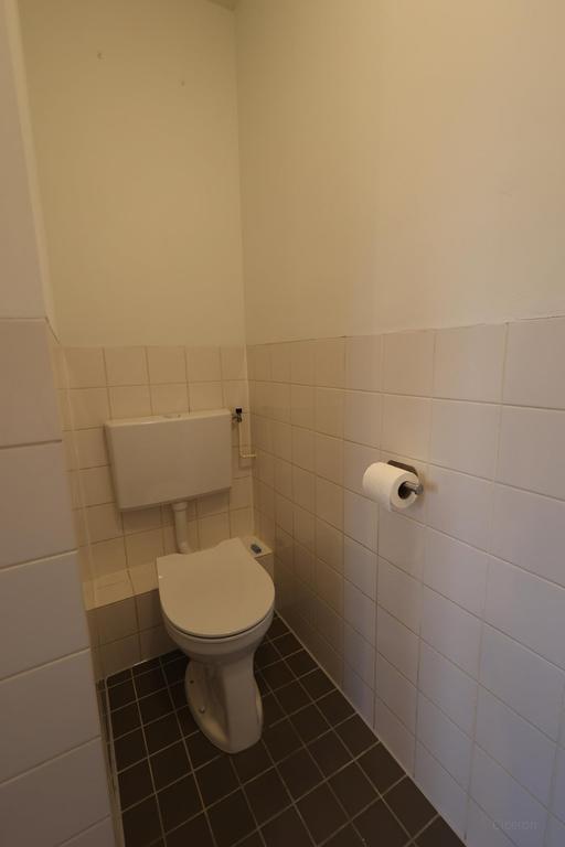 Lichte studio met terras bij Amstel - Afbeelding 21