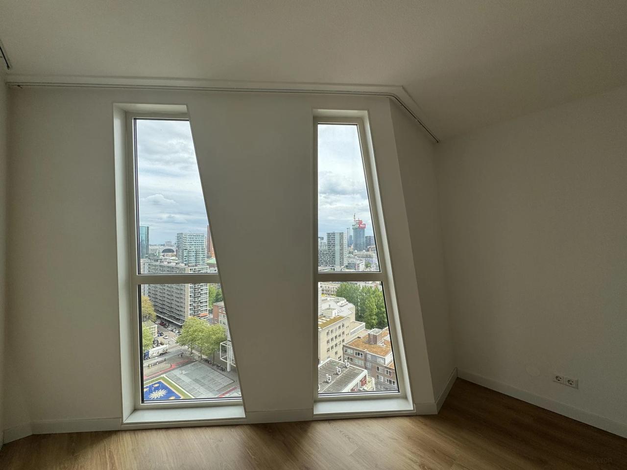 18e etage met balkon bij CS - Afbeelding 12