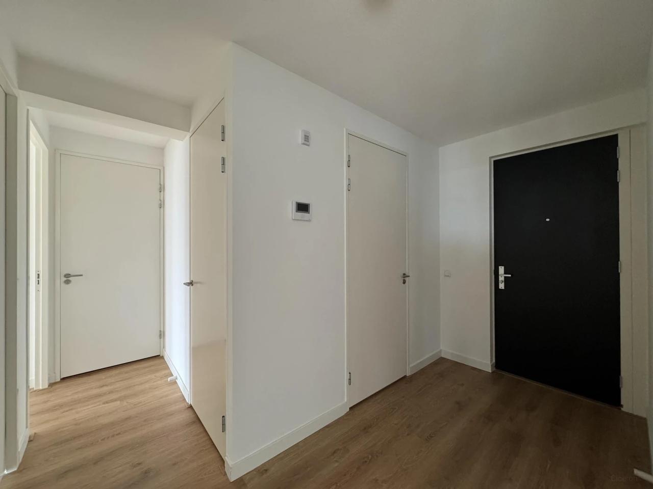 18e etage met balkon bij CS - Afbeelding 17