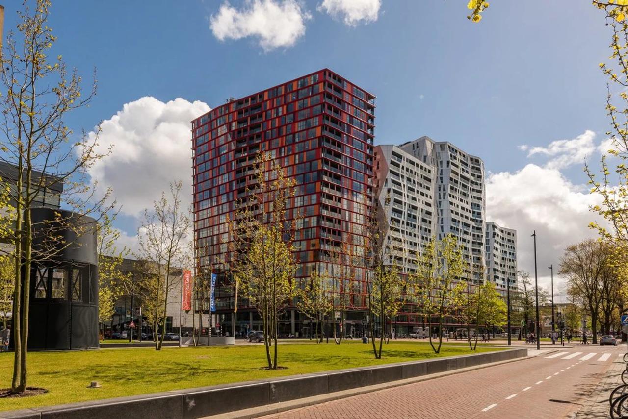 18e etage met balkon bij CS - Afbeelding 1