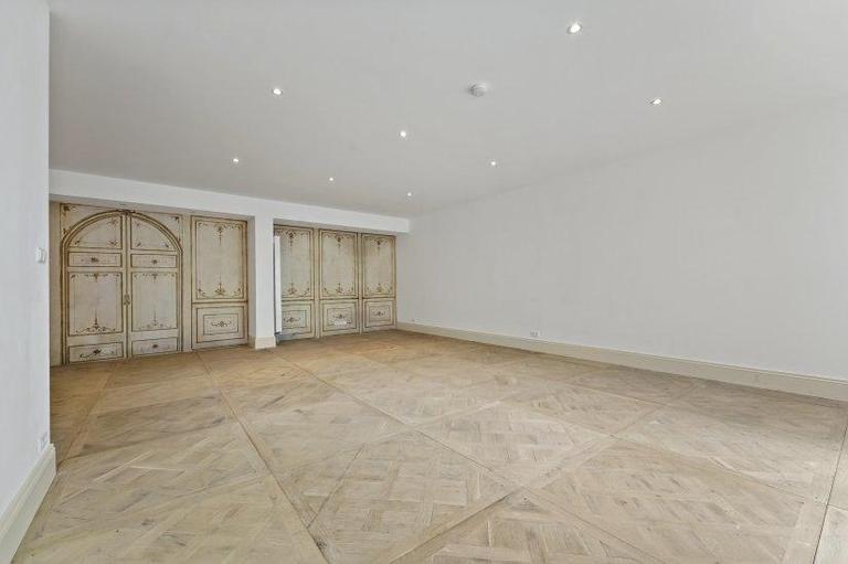 100 m² apartment with garden - Image 24