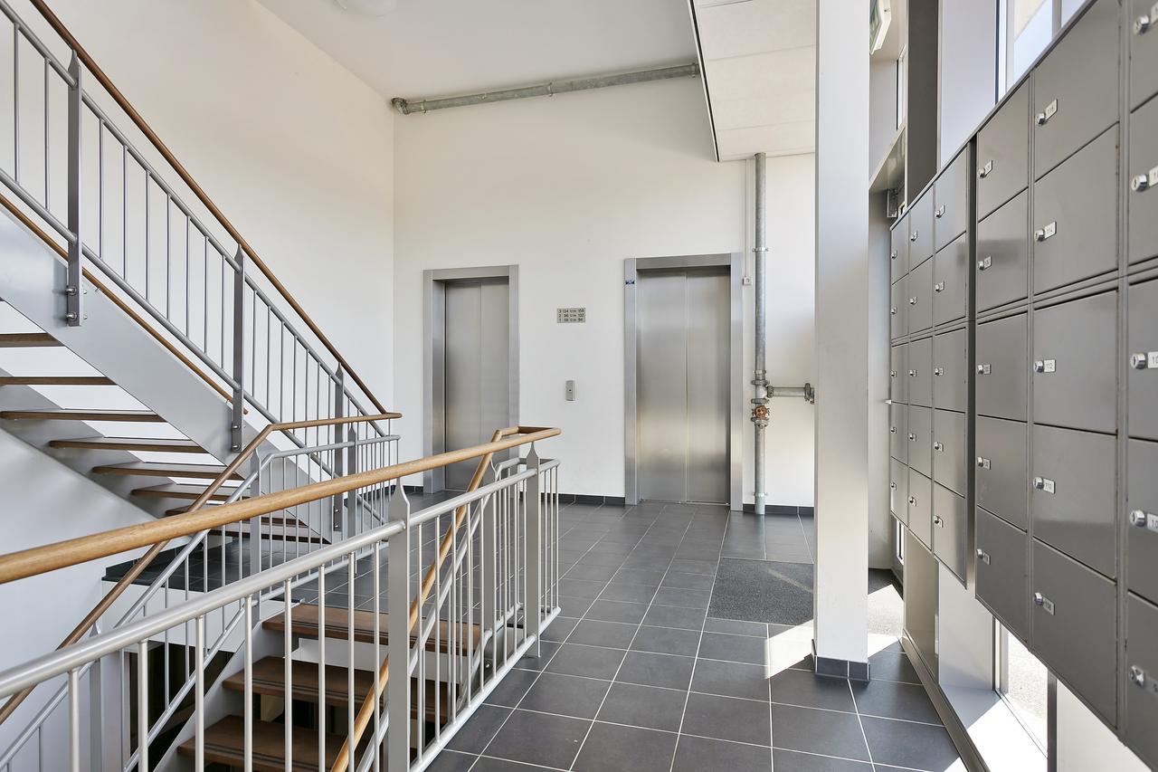 Driekamerappartement met terras in Almere - Afbeelding 2