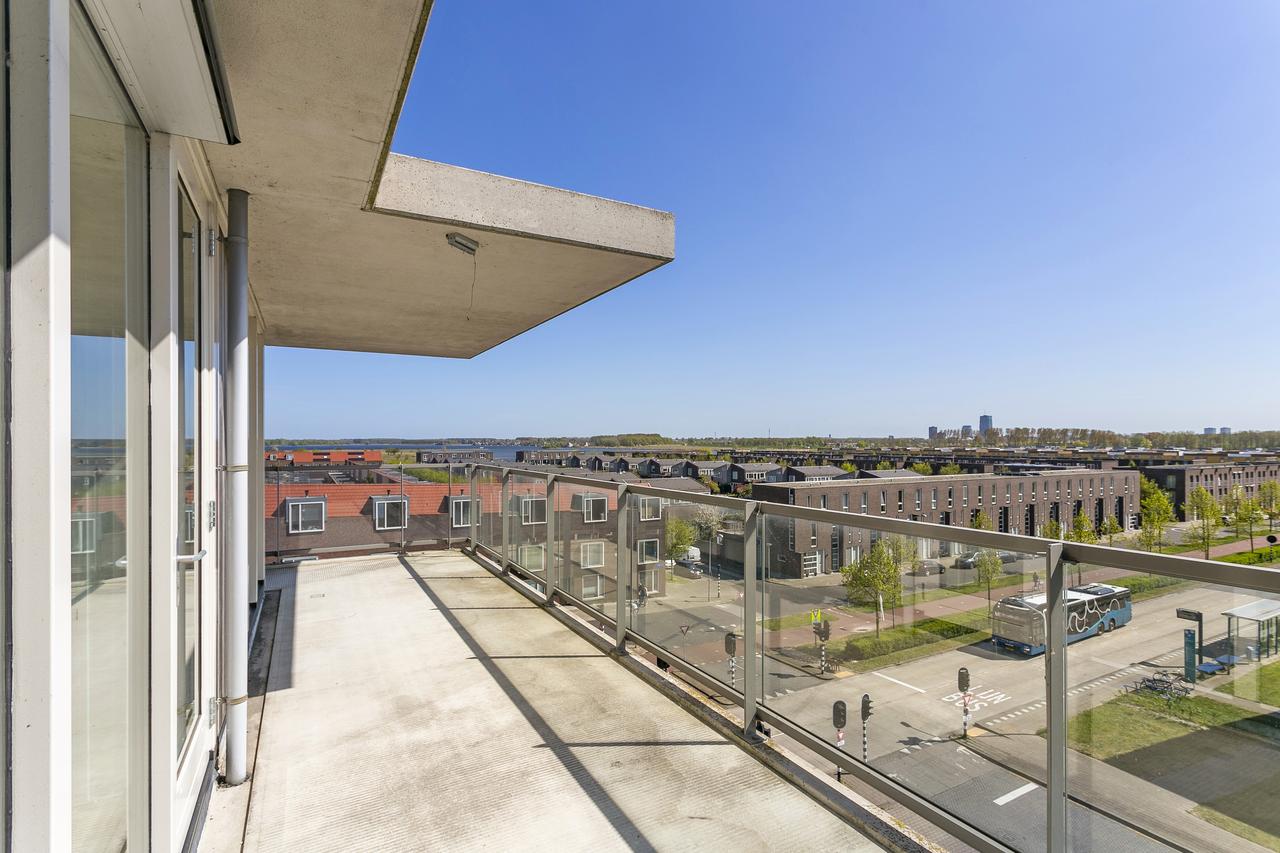 Driekamerappartement met terras in Almere - Afbeelding 6