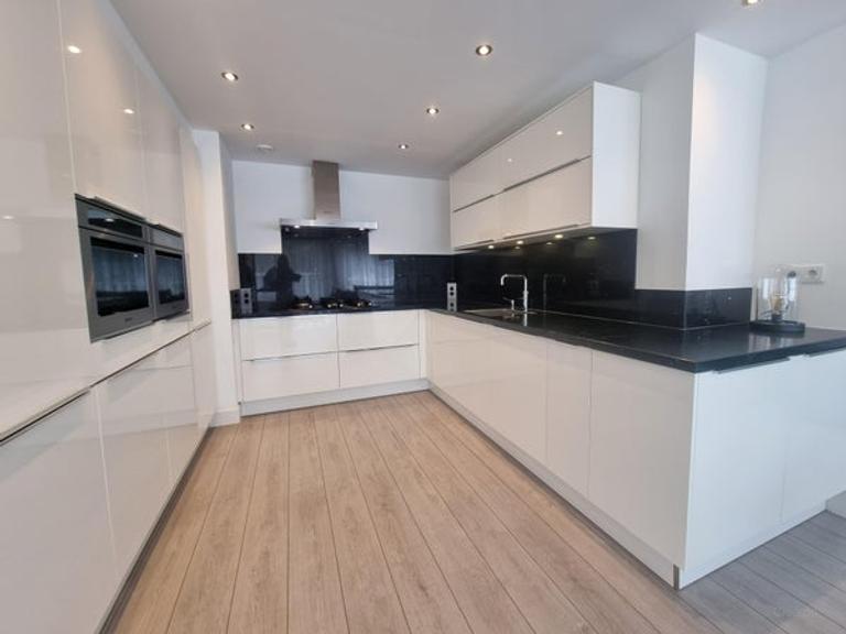 Gemeubileerd appartement van 135 m² in Buitenveldert - Afbeelding 4