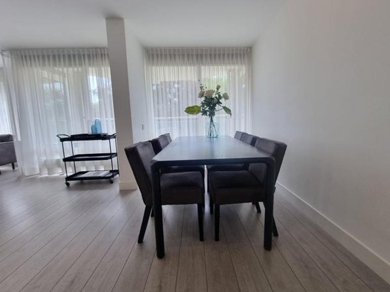 Gemeubileerd appartement van 135 m² in Buitenveldert - Afbeelding 2