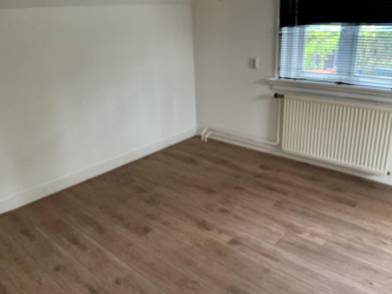 Living unit (45m²) in a wooded area - Image 5