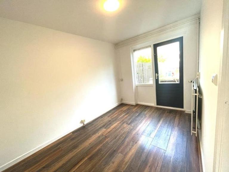 Apartment (35 m²) with surprisingly large garden in Overvecht - Image 12