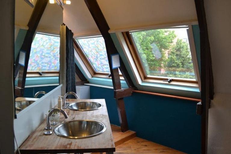 Gemeubileerde kamer met balkon in Schildersbuurt - Afbeelding 9