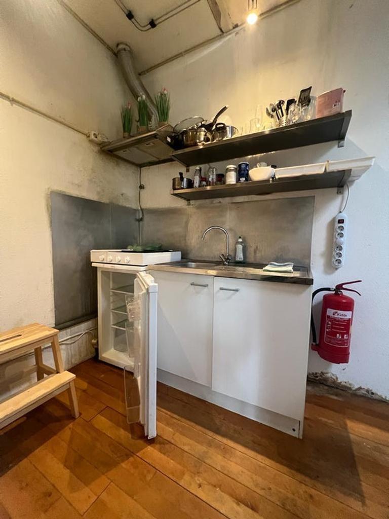 Gemeubileerde kamer met balkon in Schildersbuurt - Afbeelding 2