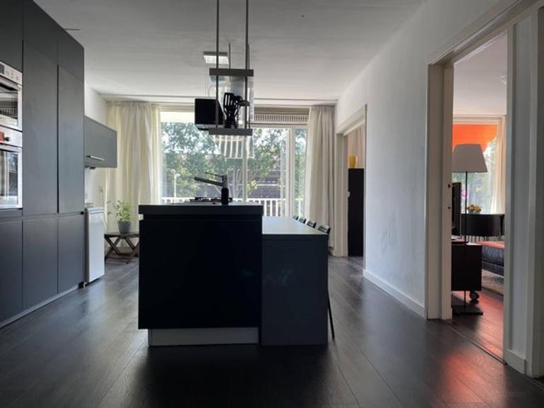 80 m² apartment with balcony in Stadshart - Image 8