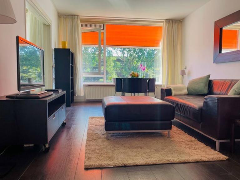 2-kamerappartement met balkon in Stadshart - Afbeelding 3