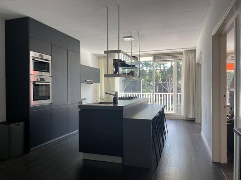 2-kamerappartement met balkon in Stadshart - Afbeelding 9