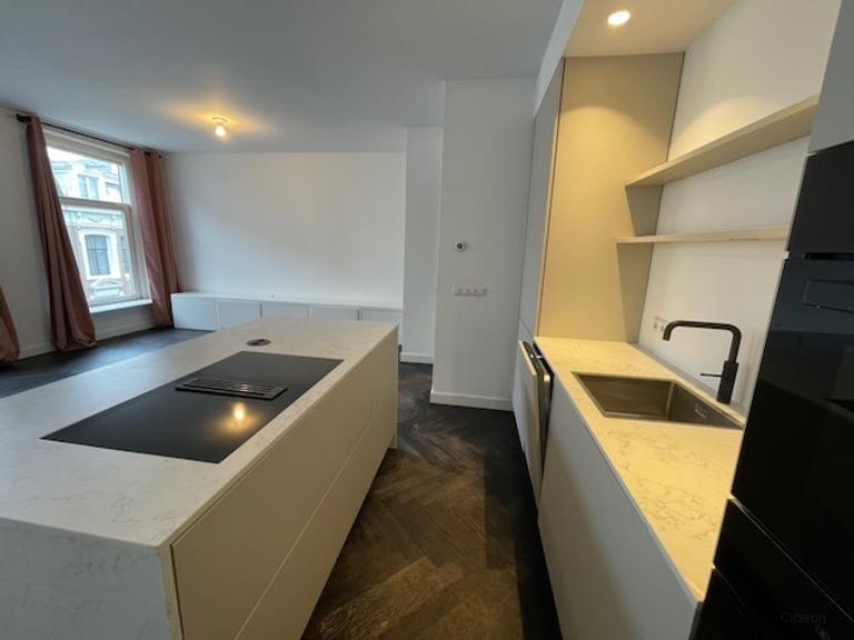Appartement met balkon in De Pijp - Afbeelding 7