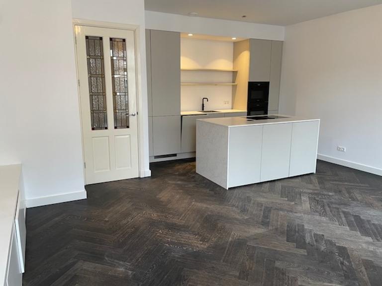 Appartement met balkon in De Pijp - Afbeelding 6