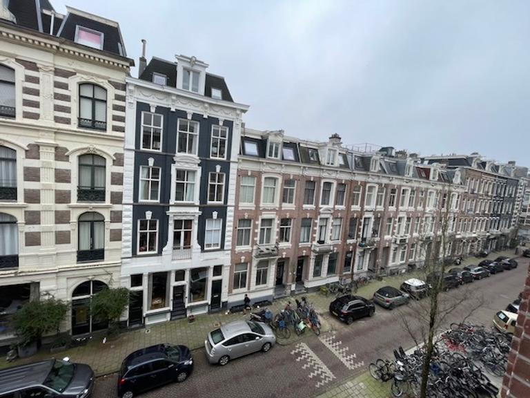 Appartement met balkon in De Pijp - Afbeelding 2