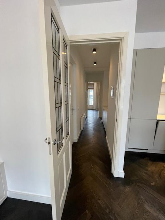 Appartement met balkon in De Pijp - Afbeelding 11