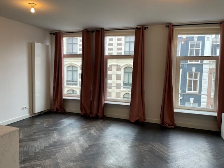 Appartement met balkon in De Pijp - Afbeelding 10