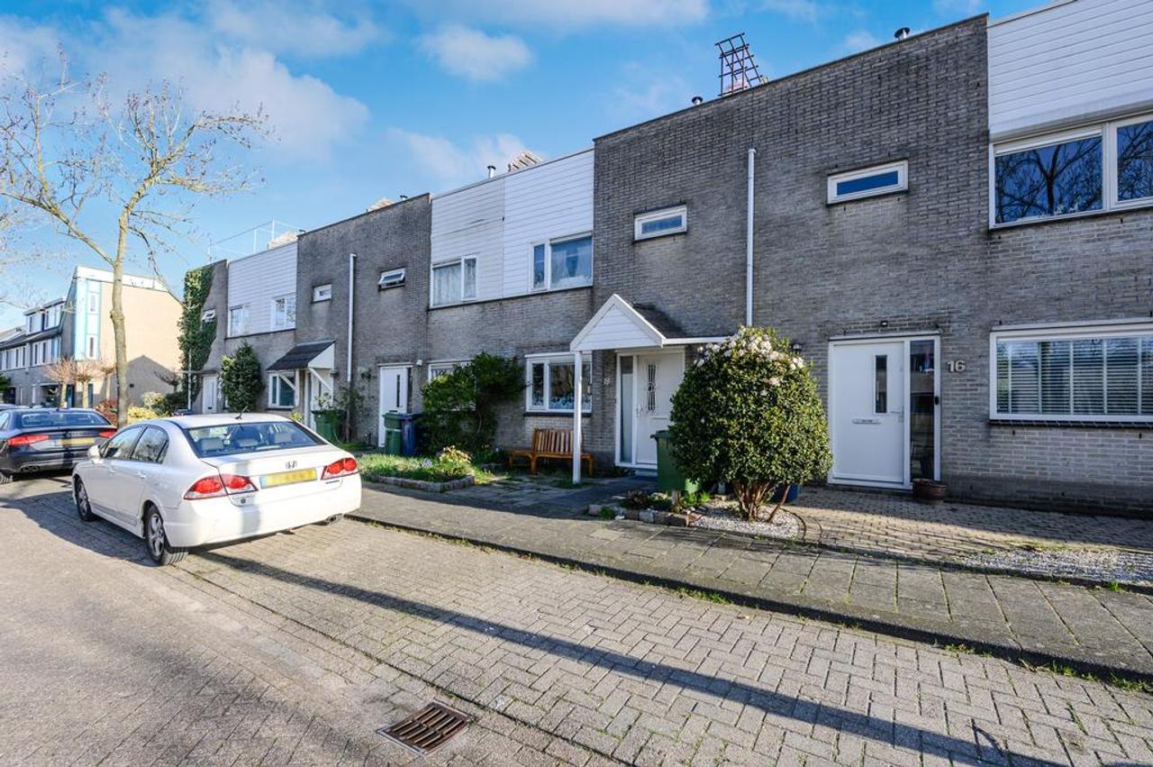 Tussenwoning met dakterras in Muziekwijk - Afbeelding 1