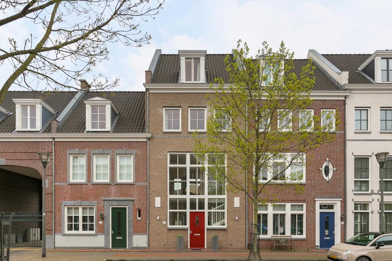 Gestoffeerd herenhuis in Brandevoort - Afbeelding 1