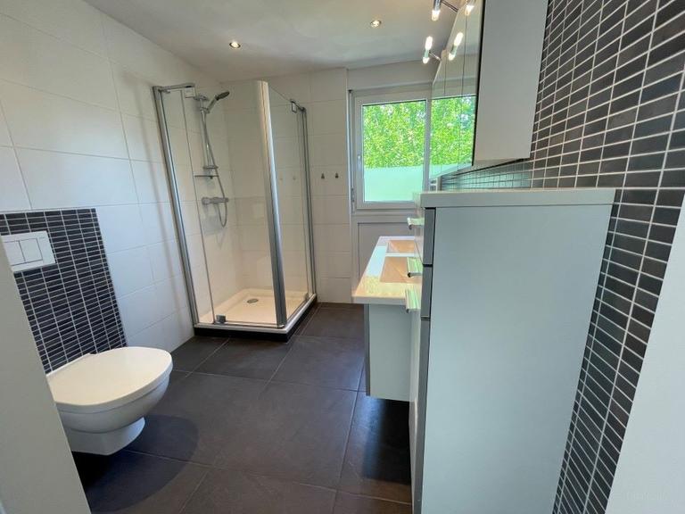 5-bedroom house in Best - Image 6