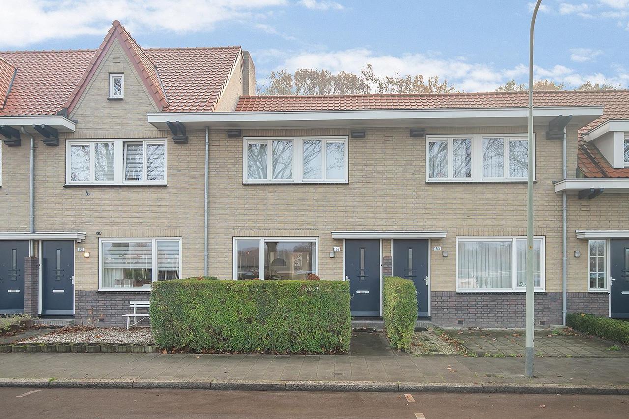 Furnished house with garden in Sint Pieter - Image 1