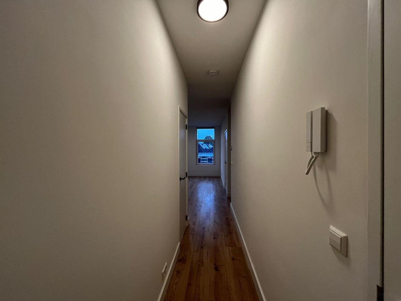 2-kamer studentappartement bij Centraal - Afbeelding 2