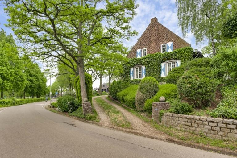 Farmhouse of 234 m² by the marina - Image 4