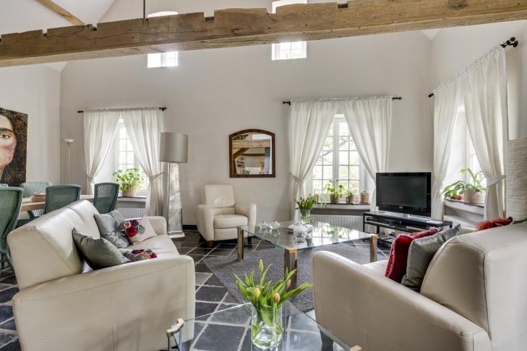 Farmhouse of 234 m² by the marina - Image 18