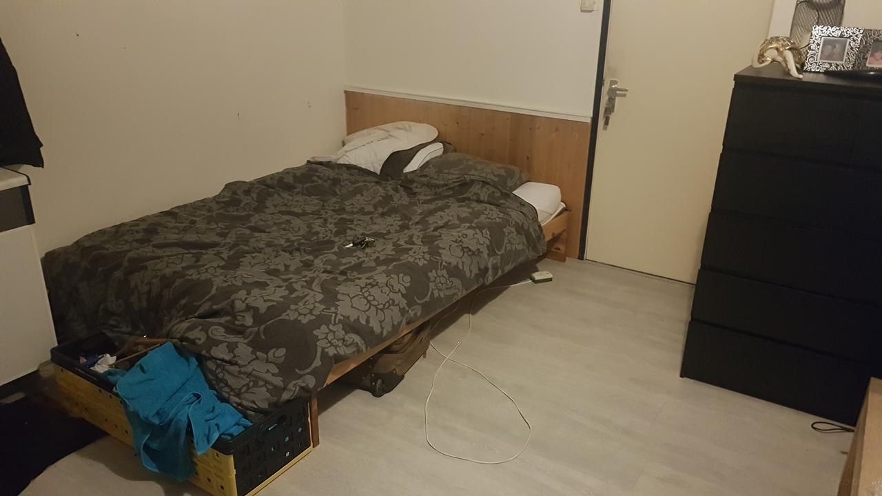 Kamer van 27 m² met tuin in Tilburg - Afbeelding 1