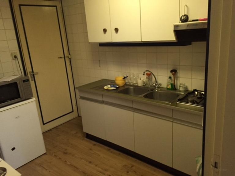 Kamer van 27 m² met tuin in Tilburg - Afbeelding 4