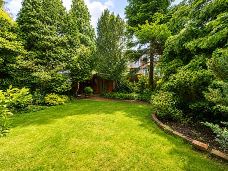 Appartement met diepe tuin in Oost - Afbeelding 3