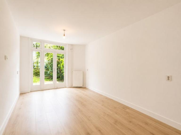 Appartement met diepe tuin in Oost - Afbeelding 4