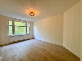 2-slaapkamerappartement met balkon in De Baarsjes