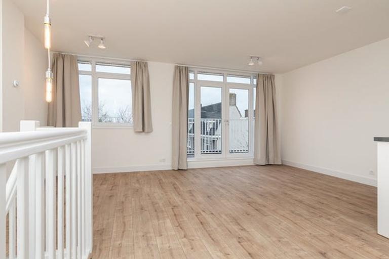 Dubbel bovenhuis met balkon in Bos en Lommer - Afbeelding 3