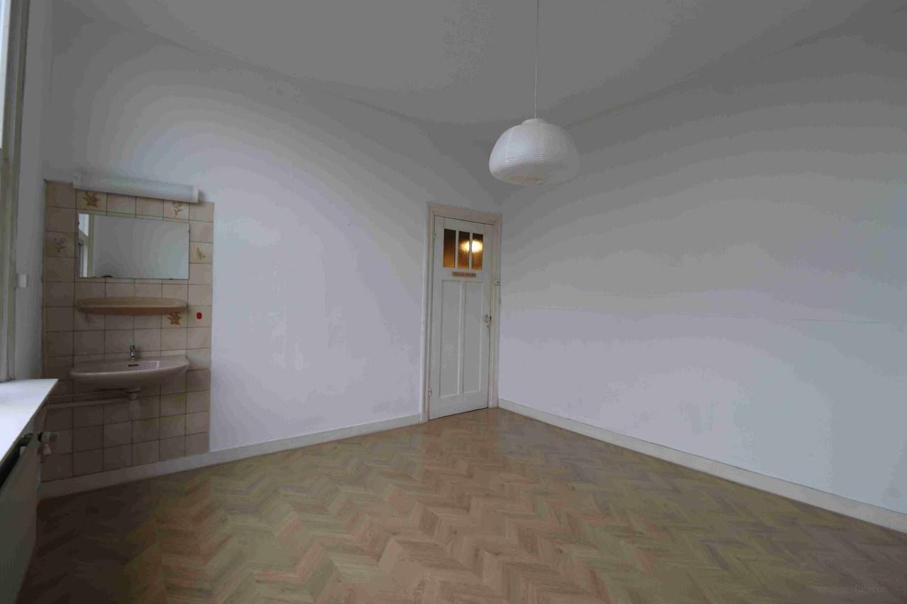 Student Room of 16 m2 in Belcrum - Image 12