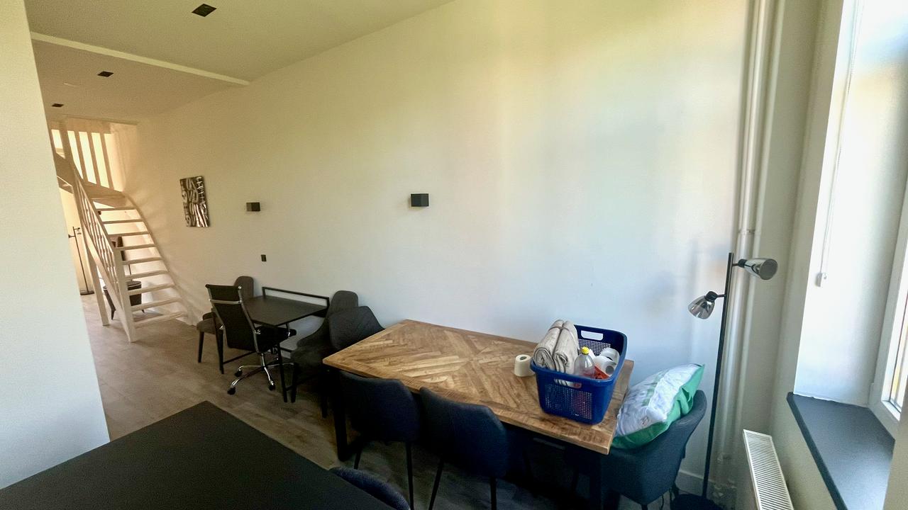 Ruim 3-kamer appartement met balkon in Kralingen - Afbeelding 4