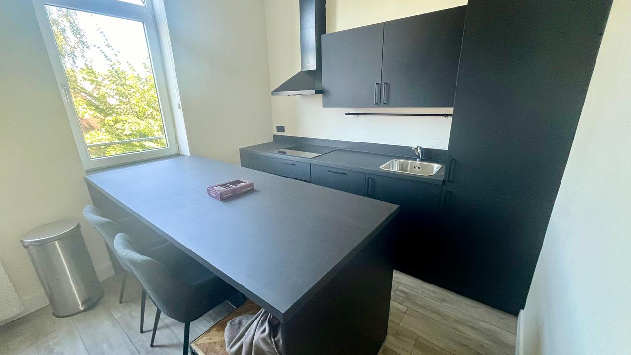Ruim 3-kamer appartement met balkon in Kralingen - Afbeelding 5
