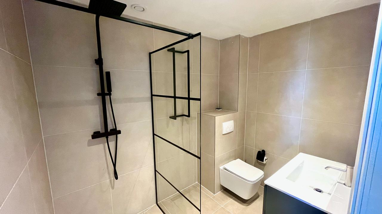 Ruim 3-kamer appartement met balkon in Kralingen - Afbeelding 6