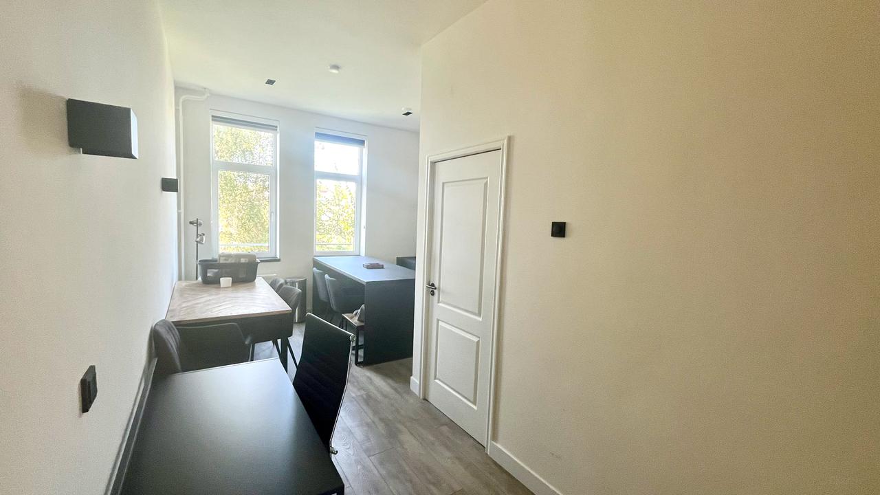 Ruim 3-kamer appartement met balkon in Kralingen - Afbeelding 7