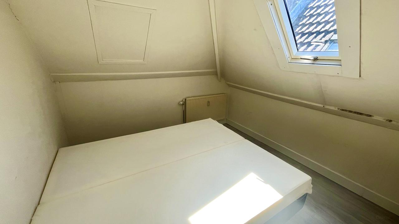 Ruim 3-kamer appartement met balkon in Kralingen - Afbeelding 9
